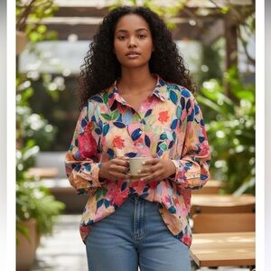 Tropical Print Top Size 5XL Fits Like 3X Unbranded